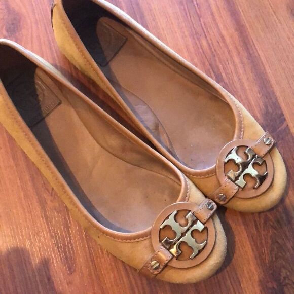 Tory Burch tan suede ballet flats size 8 - Picture 8 of 8